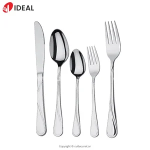 Long handle stainless steel cutlery set with a perfect balance between functionality elegance and comfort